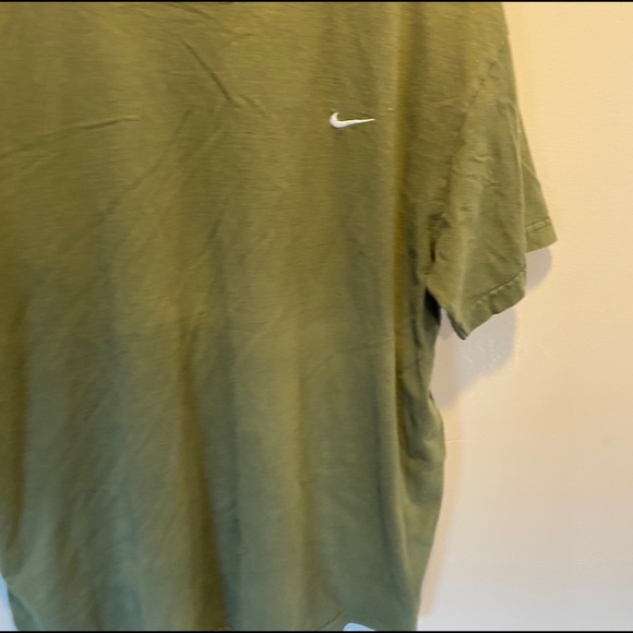 Nike mini swoosh tee large - Picture 3 of 8